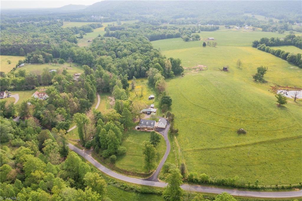 890 Pinnix Road Jonesville, NC 28642 - Photo 46 of 50 Gallery Image 46