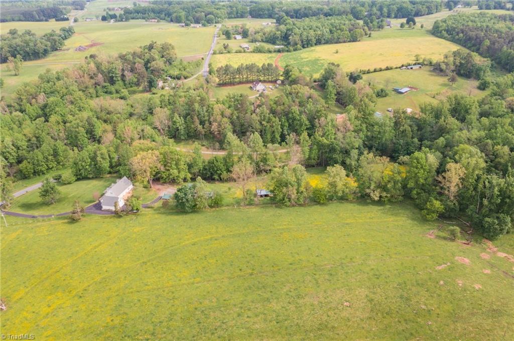 890 Pinnix Road Jonesville, NC 28642 - Photo 49 of 50 Gallery Image 49