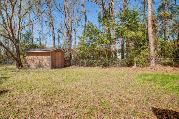 $1,995 | 1860 Piper Drive, Charleston, SC 29407