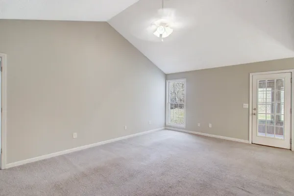 $1,995 | 1860 Piper Drive, Charleston, SC 29407