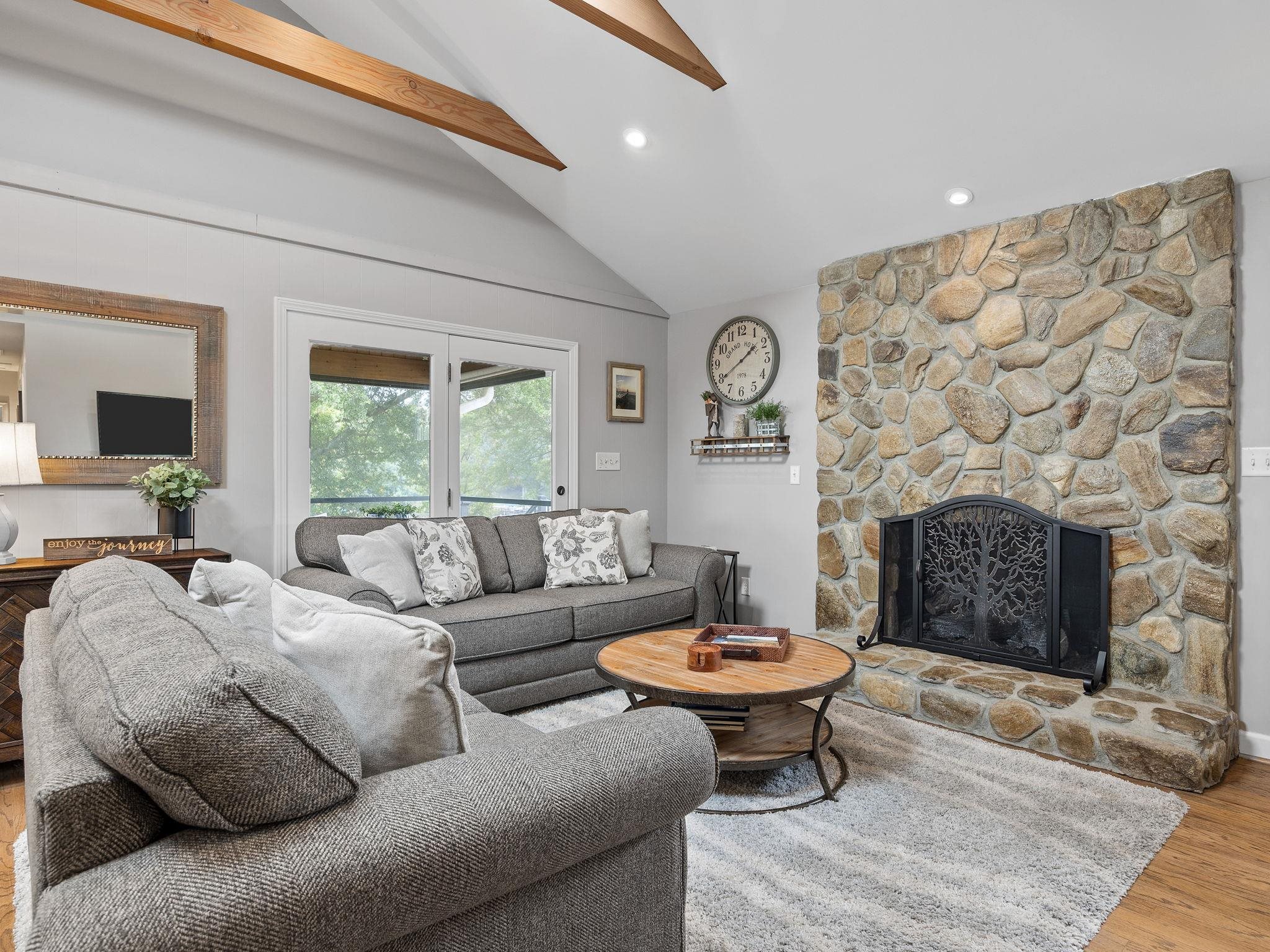 700 Brown Arrow Circle Inman, SC 29349 - Photo 7 of 40 Gallery Image 7