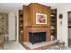 40 Squires Road Springfield, IL 62704 - Photo 4 of 13