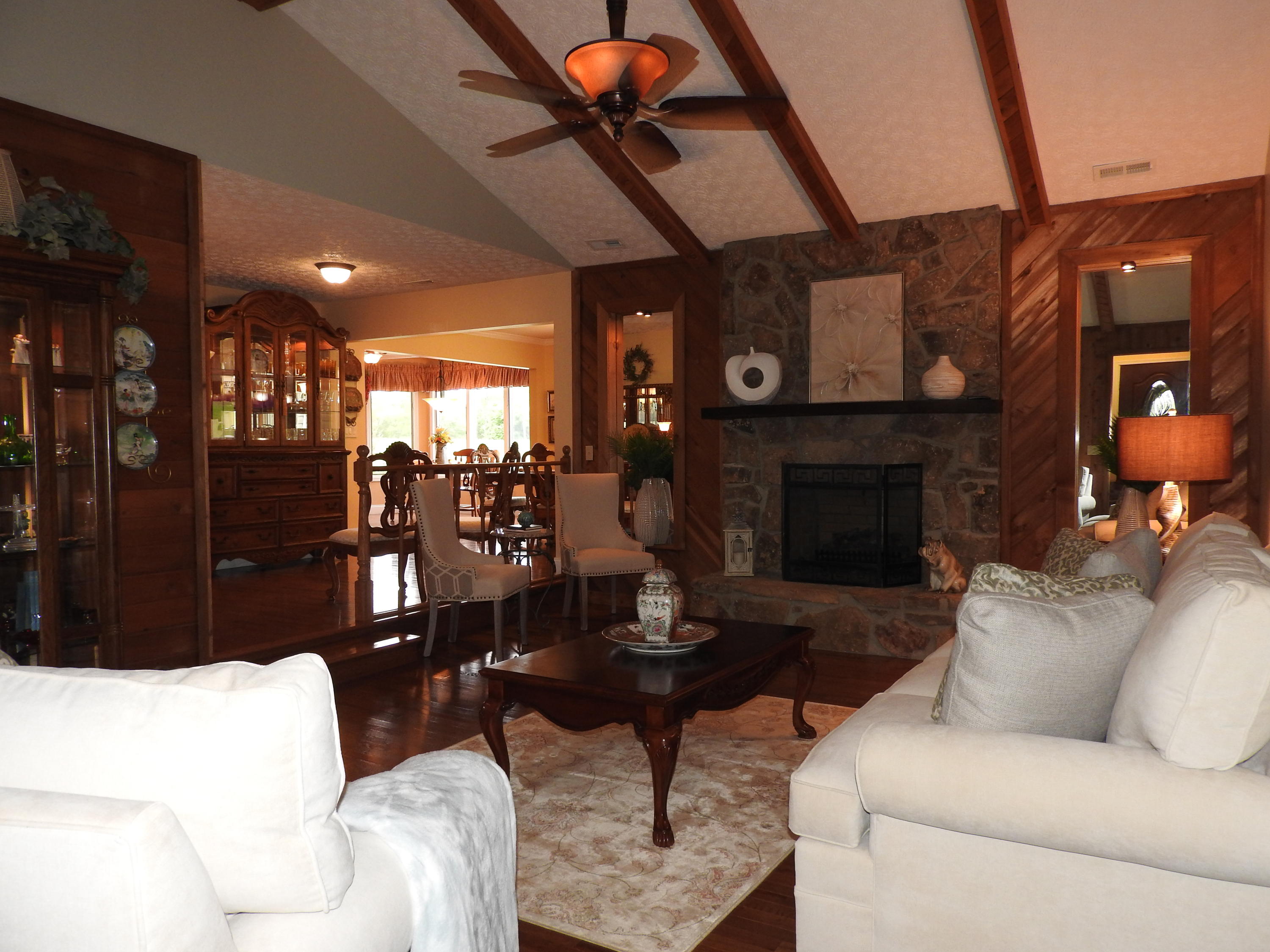 347 County Road 67 Riceville, TN 37370 - Photo 6 of 68 Living Room