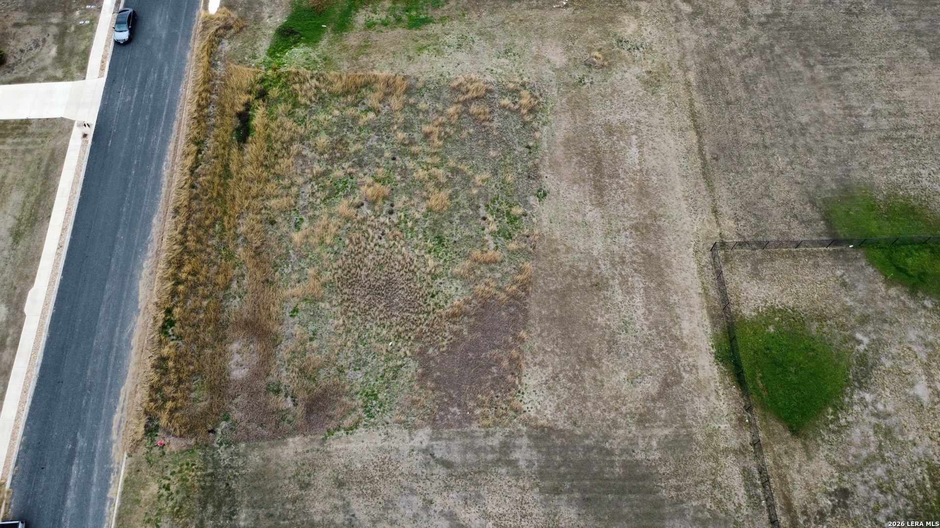 715 Abbott Ridge Converse, TX 78109 - Photo 10 of 12 a bathroom with a shower curtain