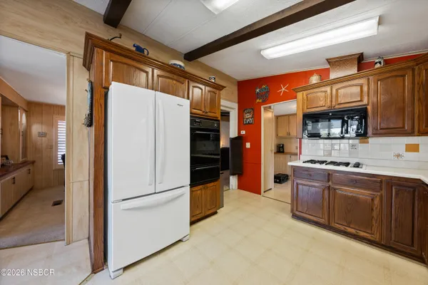 $215,900 | 519 West Taylor Street, Unit 267, Santa Maria, CA 93458