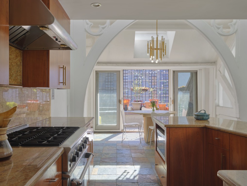 99 Clinton Street, Unit 10 Brooklyn, NY 11201 - Photo 7 of 15 Photo 7