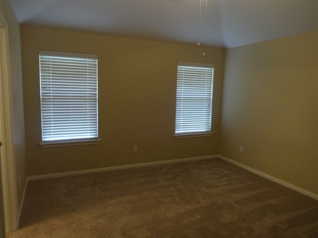 5211 Sherilynn Drive Spring, TX 77373 - Photo 4 of 11
