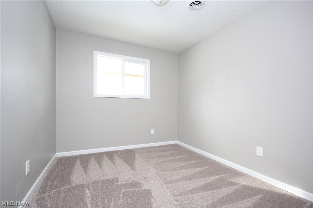 3714 Duffield Road Kent, OH 44240 - Photo 11 of 15 Gallery Image 11