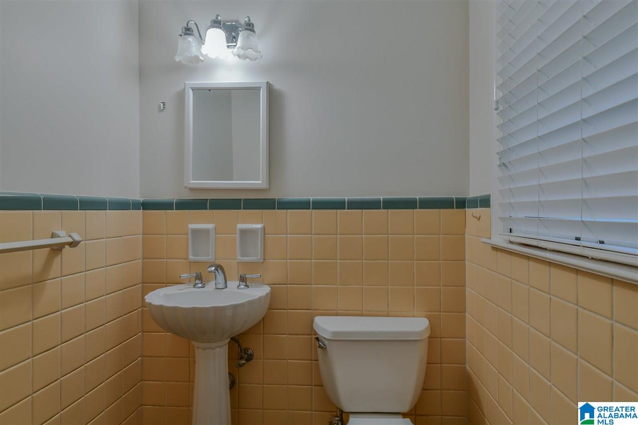 706 Warwick Road Birmingham, AL 35209 - Photo 27 of 32