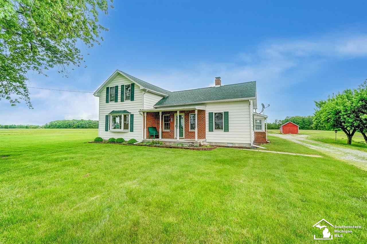 5550 Dennison Road Dundee, MI 48131 - Photo 1 of 44