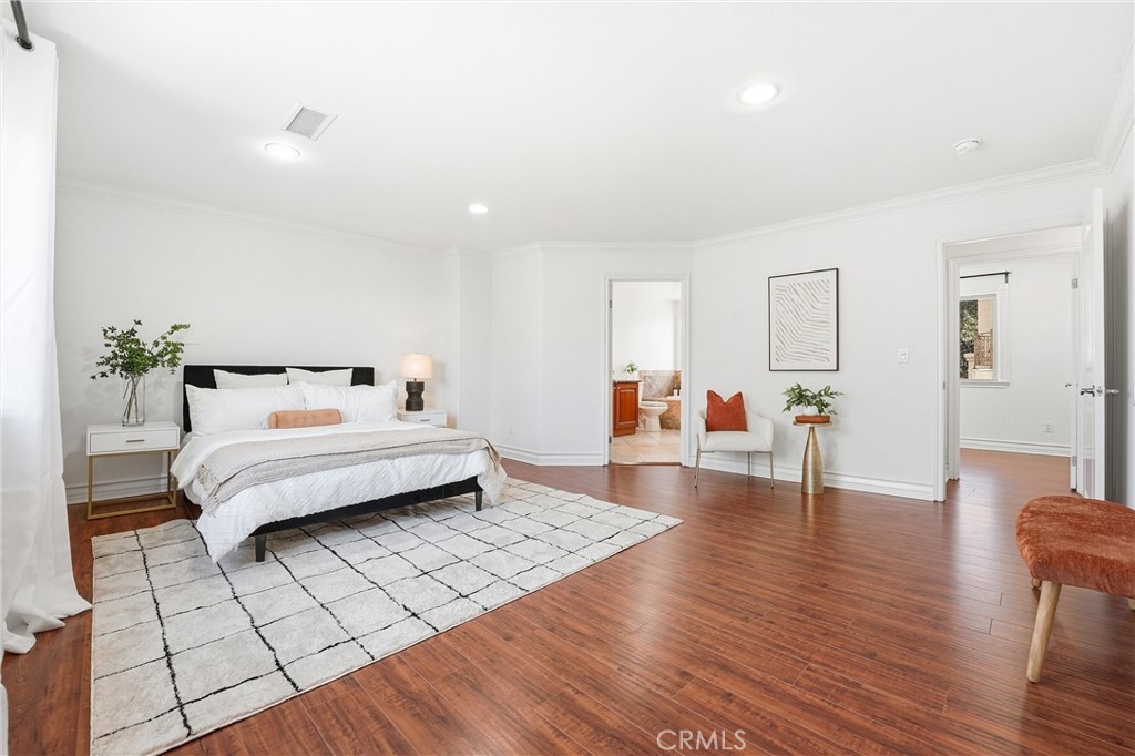 7006 Valmont Street, Unit B Tujunga, CA 91042 - Photo 14 of 28