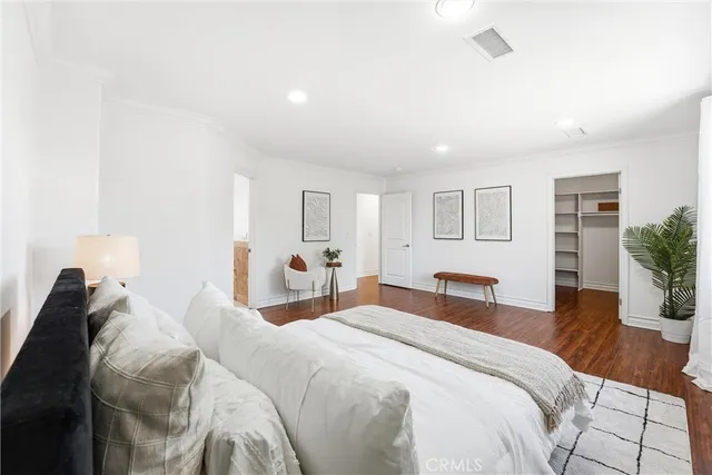 $875,000 | 7006 Valmont Street, Unit B, Tujunga, CA 91042