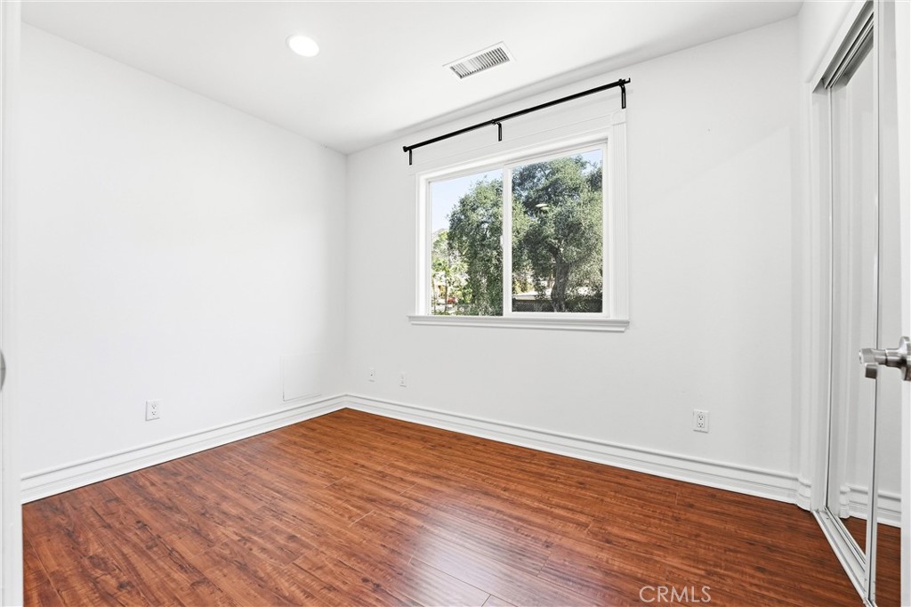 7006 Valmont Street, Unit B Tujunga, CA 91042 - Photo 19 of 28