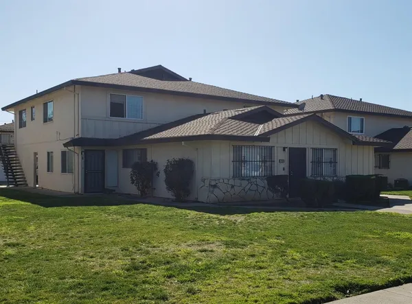 $185,000 | 2920 Peachtree Drive, Unit 2, Stockton, CA 95203
