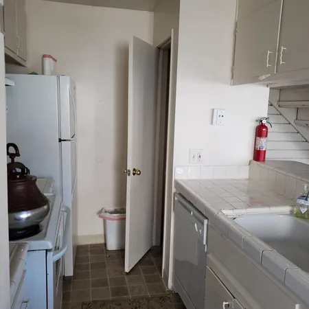 $185,000 | 2920 Peachtree Drive, Unit 2, Stockton, CA 95203