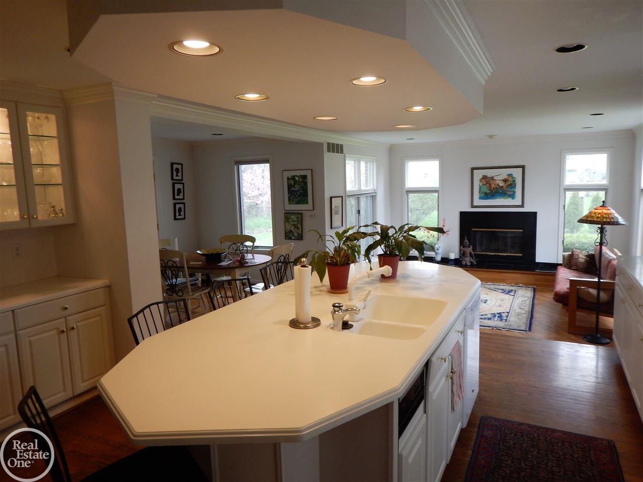 1008 Bedford Road Grosse Pointe Park, MI 48230 - Photo 14 of 47