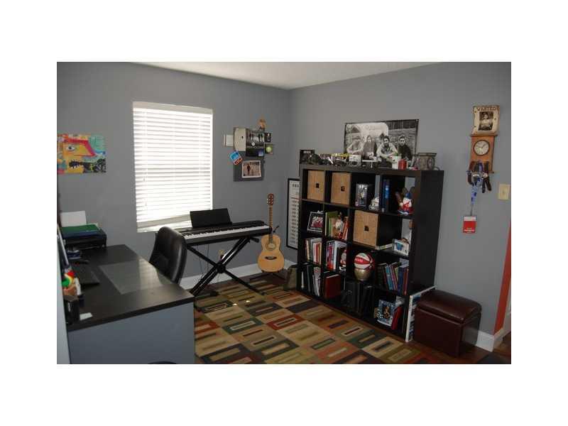 9312 West Dockside Circle Pendleton, IN 46064 - Photo 8 of 16 Gallery Image 8