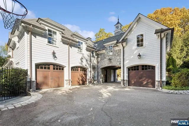 $5,650,000 | 373 Hardenburgh Avenue, Demarest, NJ 07627