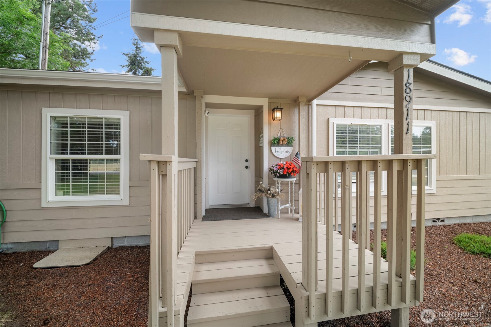 18911 Joselyn Road Southwest Rochester, WA 98579 - Photo 4 of 35