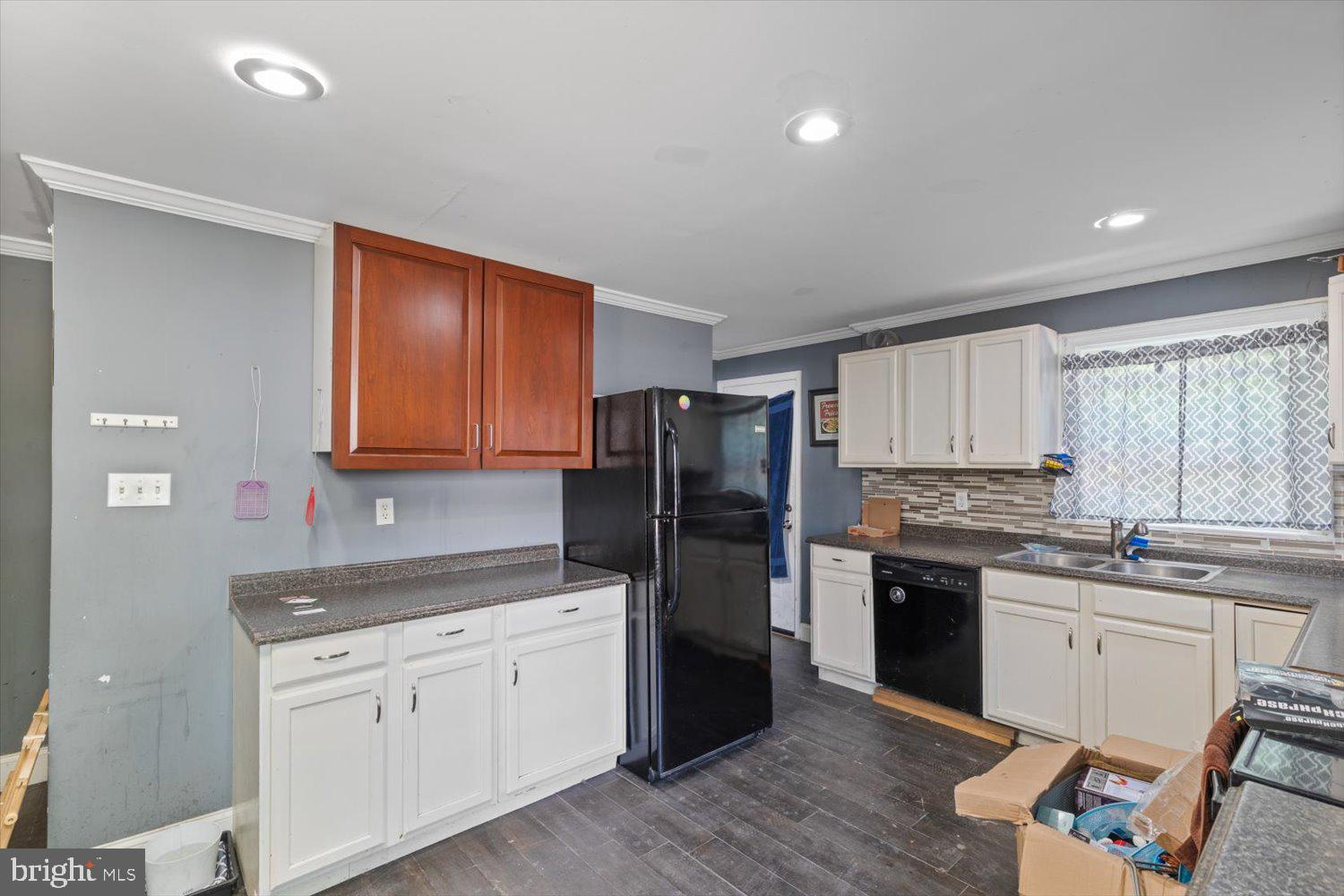 2247 Manor Ridge Drive Lancaster, PA 17603 - Photo 8 of 26 Gallery Image 8