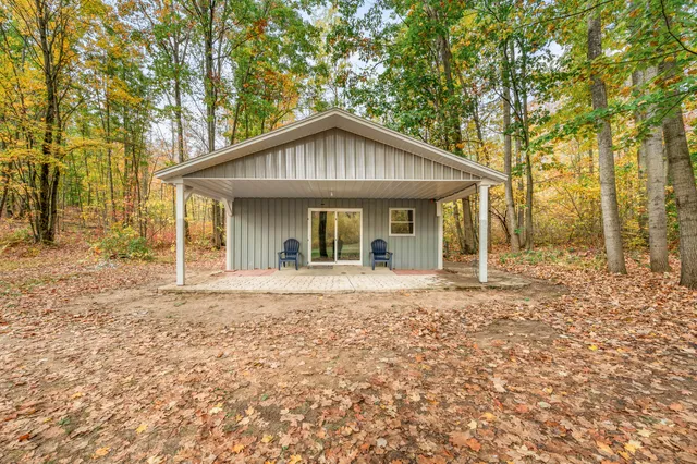 $121,000 | 8141 South 135th Avenue, Evart, MI 49631