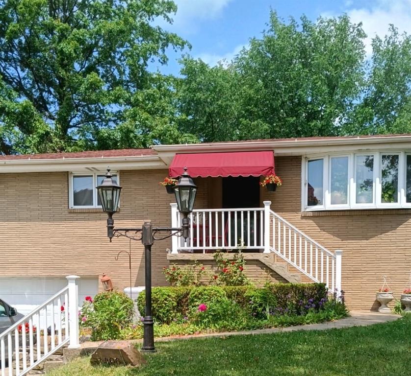 1406 Greentree Road Pittsburgh, PA 15220 - Photo 1 of 19 Gallery Image 1