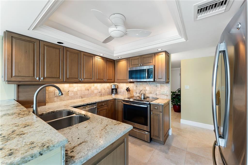 4451 Gulf Shore Boulevard North, Unit 1901 Naples, FL 34103 - Photo 12 of 41