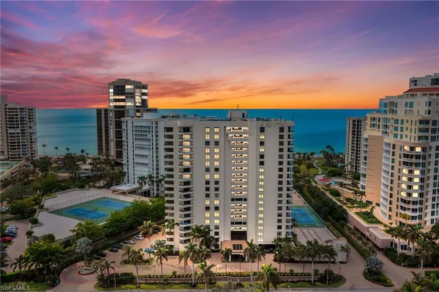 $1,799,000 | 4451 Gulf Shore Boulevard North, Unit 1901, Naples, FL 34103