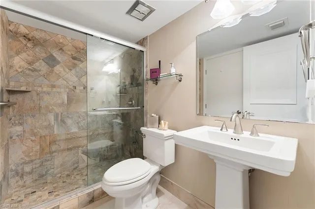 $1,799,000 | 4451 Gulf Shore Boulevard North, Unit 1901, Naples, FL 34103