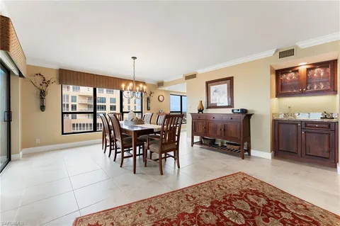 $1,995,000 | 4451 Gulf Shore Boulevard North, Unit 1901, Naples, FL 34103