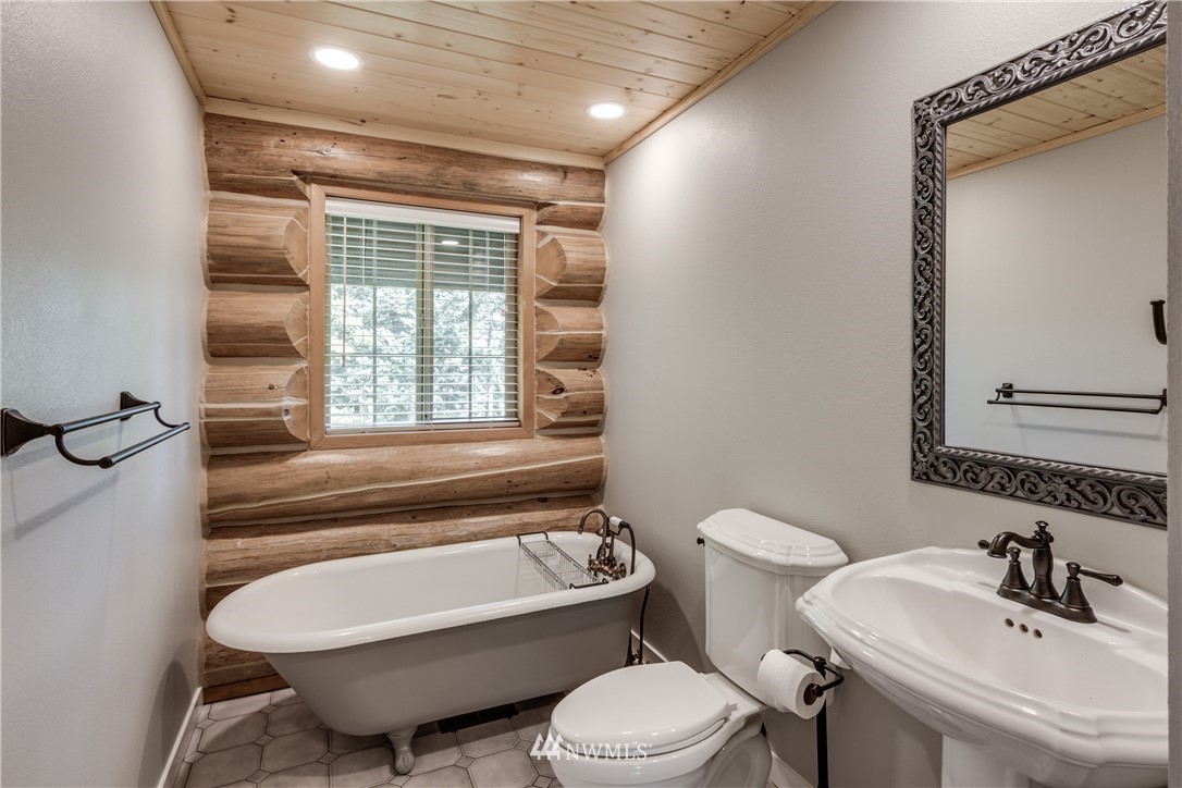 9704 East Woolard Road Colbert, WA 99005 - Photo 14 of 25