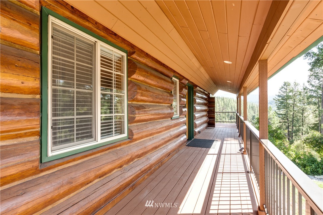 9704 East Woolard Road Colbert, WA 99005 - Photo 3 of 25