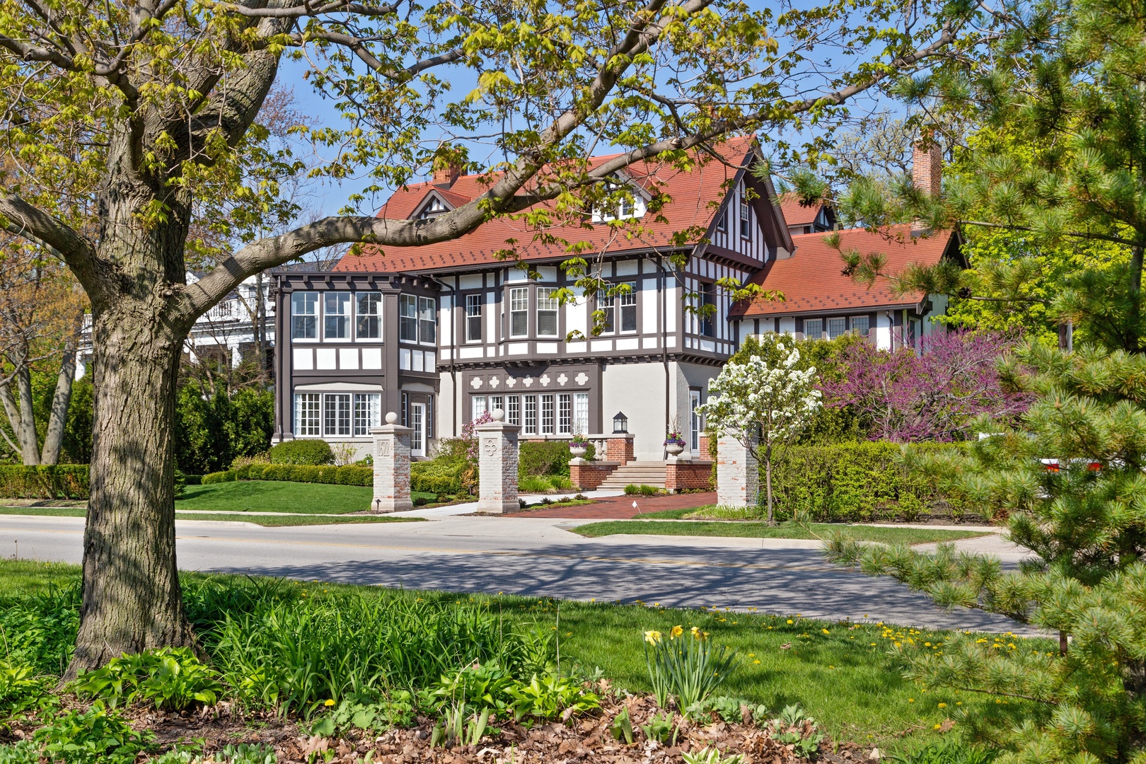 1622 Forest Place Evanston, IL 60201 - Photo 3 of 47 a front view of a house with a yard