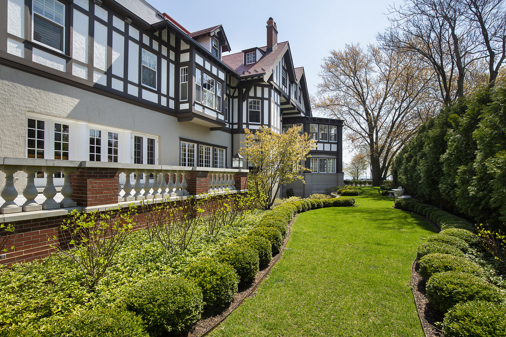 1622 Forest Place Evanston, IL 60201 - Photo 41 of 47 a house with garden in front of it