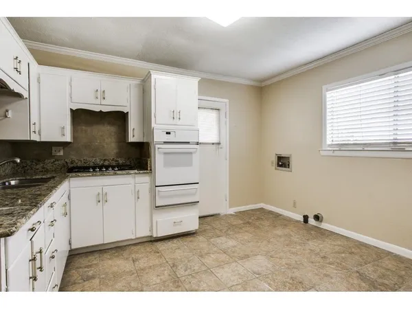 $1,350 | 4013 Dexter Avenue, Fort Worth, TX 76107