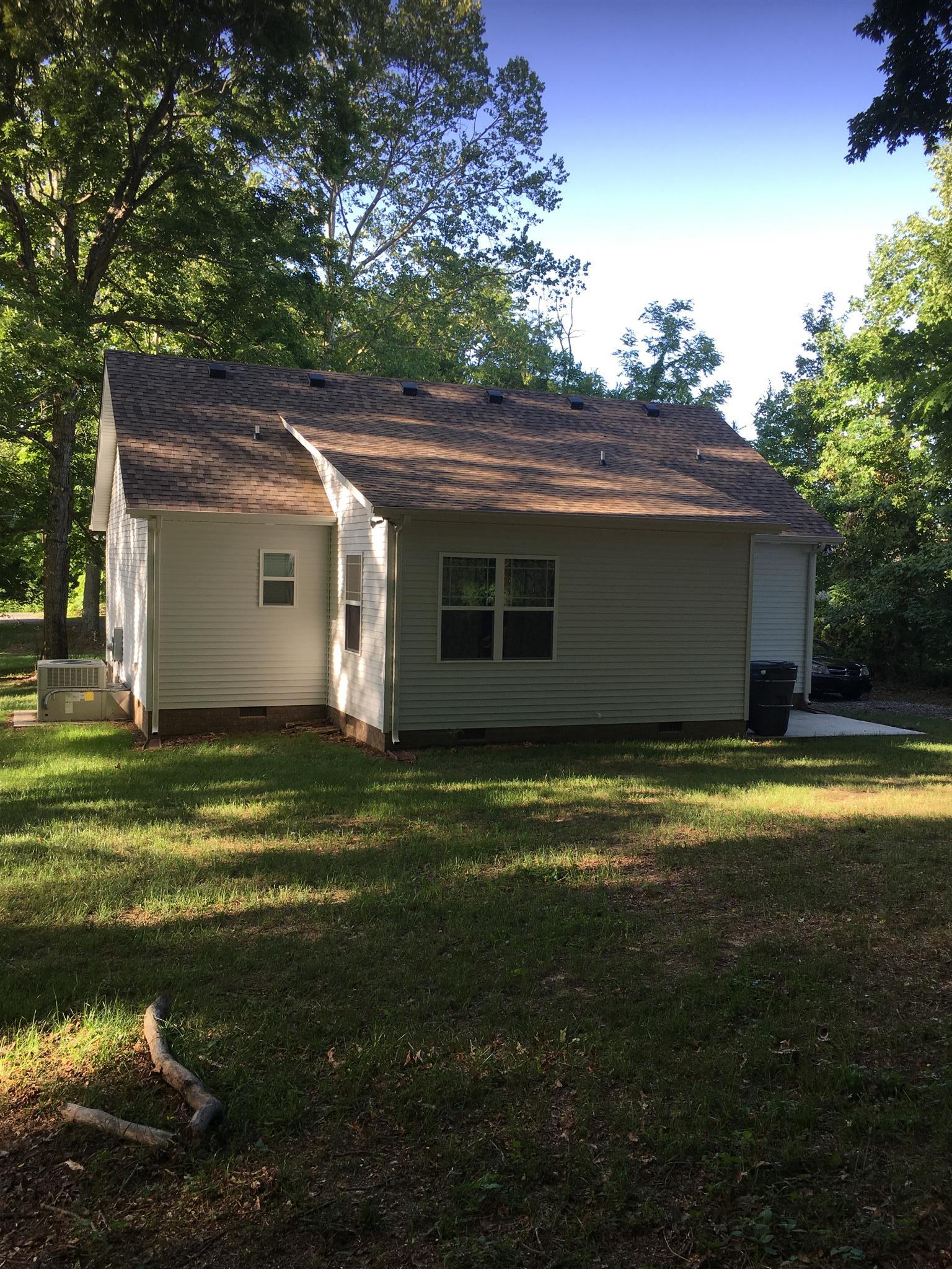 121 Point Road Portland, TN 37148 - Photo 4 of 23