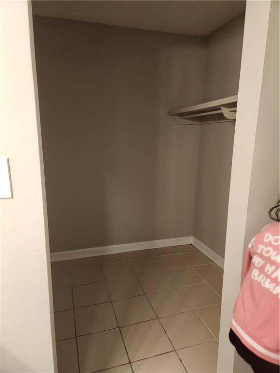 94 Rue Fontaine Lithonia, GA 30038 - Photo 13 of 13 a view of closet