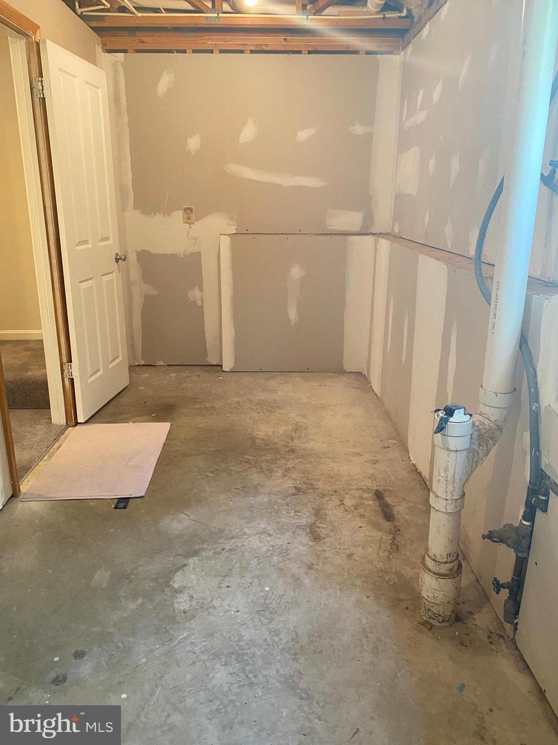 3933 Cutty Sark Road Baltimore, MD 21220 - Photo 65 of 69 a view of a room with door