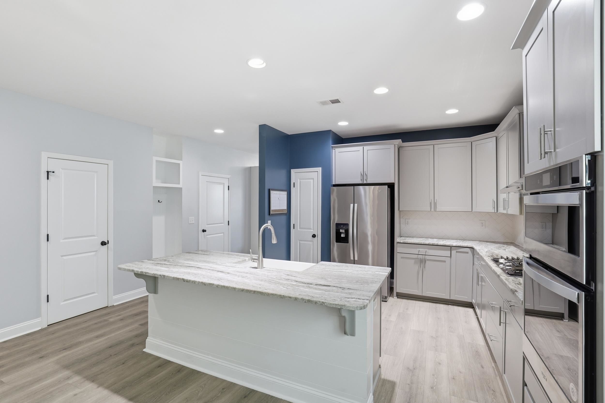 913 Ash Grove Way Boiling Springs, SC 29316 - Photo 8 of 37