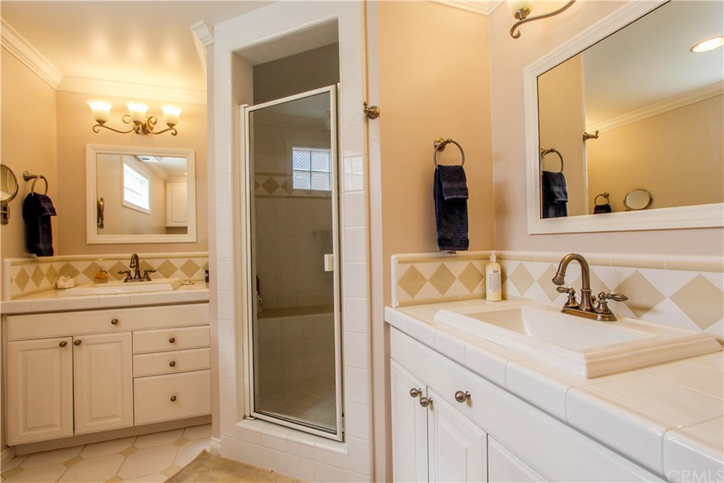 619 Ultimo Avenue Long Beach, CA 90814 - Photo 17 of 32