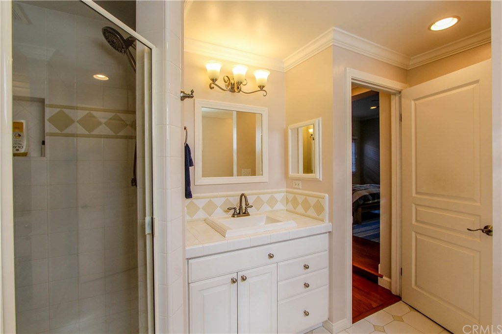 619 Ultimo Avenue Long Beach, CA 90814 - Photo 18 of 32