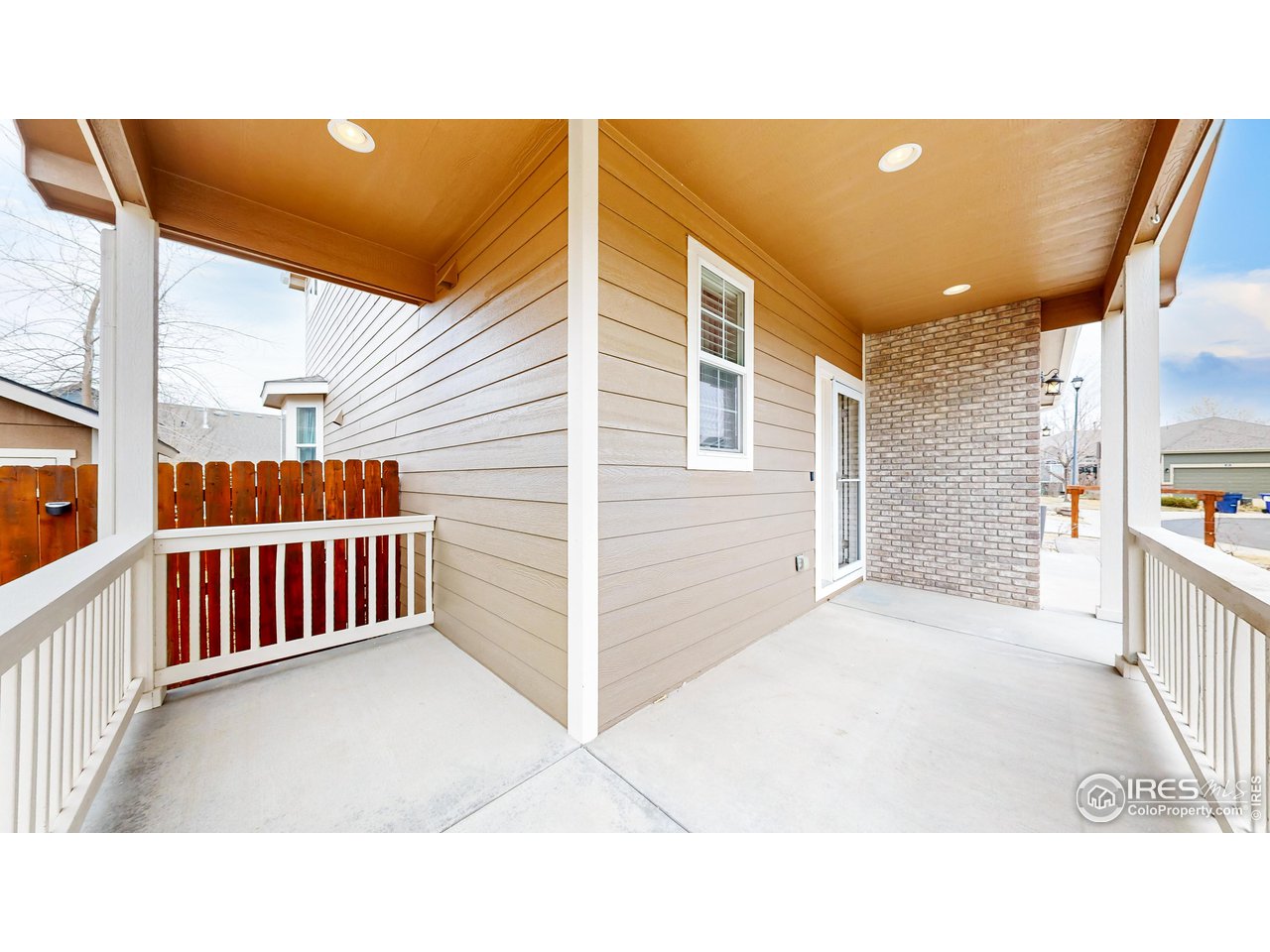 419 Clark Street Johnstown, CO 80534 - Photo 3 of 31