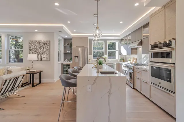 $2,790,000 | 1066 Larch Avenue, Moraga, CA 94556