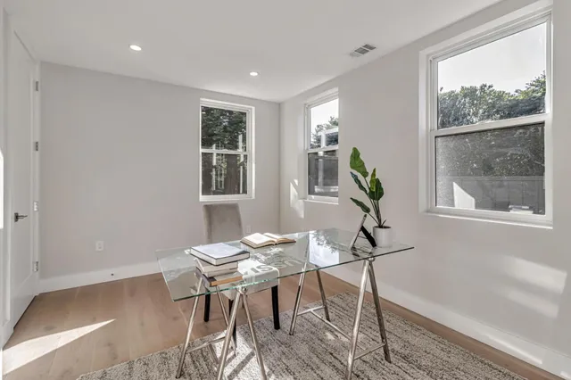 $2,790,000 | 1066 Larch Avenue, Moraga, CA 94556