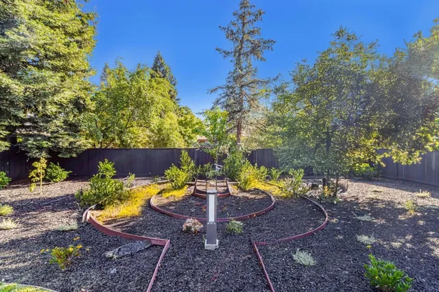 $2,790,000 | 1066 Larch Avenue, Moraga, CA 94556