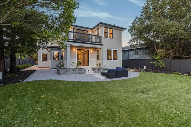 $2,790,000 | 1066 Larch Avenue, Moraga, CA 94556