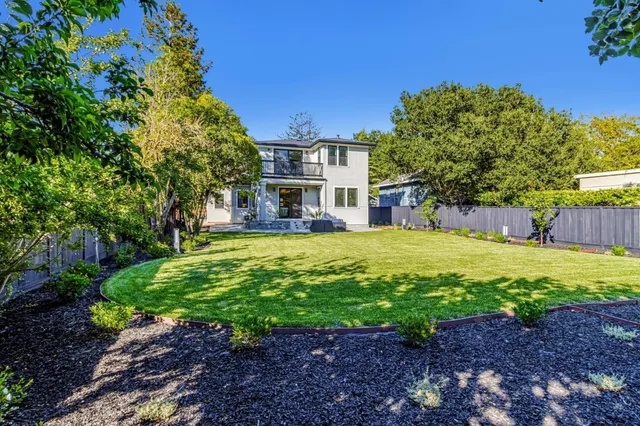 $2,790,000 | 1066 Larch Avenue, Moraga, CA 94556