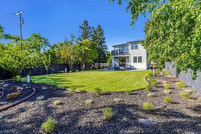 $2,790,000 | 1066 Larch Avenue, Moraga, CA 94556