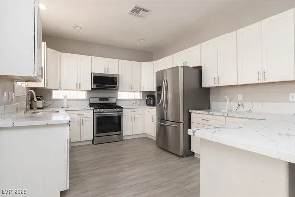 $5,900 | 498 Grassrange Lane, Henderson, NV 89052