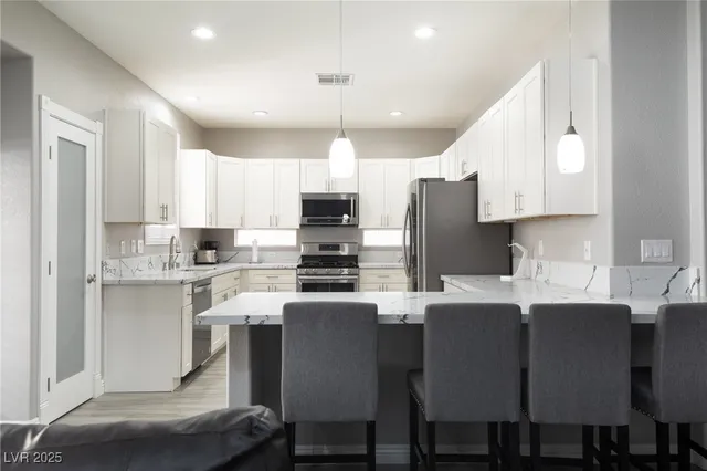 $5,900 | 498 Grassrange Lane, Henderson, NV 89052